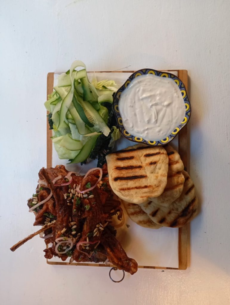 08-sticky-lamb-rib-flatbreads-with-garlic-yoghurt-chilli-oil